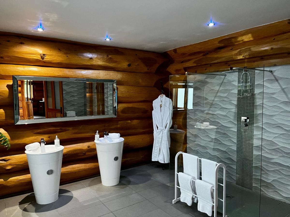The Log Cabins At The Vu باثغيت المظهر الخارجي الصورة